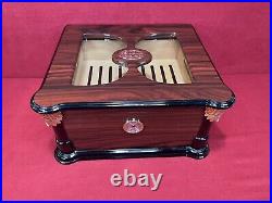 Thompson & Co 1915 Large Glass-Top Wood Desktop Cigar Humidor