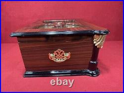 Thompson & Co 1915 Large Glass-Top Wood Desktop Cigar Humidor