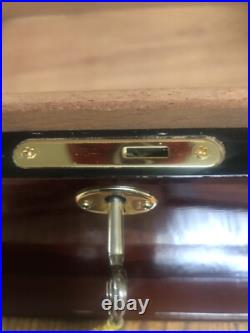 Thompson beveled glass, humidor preowned, beautiful, up To 150 cigars