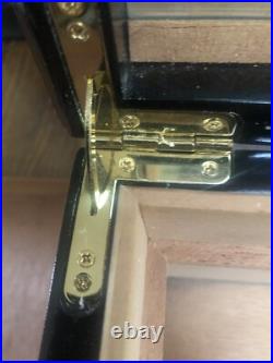 Thompson beveled glass, humidor preowned, beautiful, up To 150 cigars