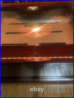 Thompson beveled glass, humidor preowned, beautiful, up To 150 cigars