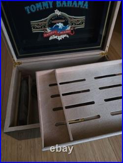 Tommy Bahama BARREL BLEND cigar humidor mahogany WITH ASHTRAY and KEY RARE