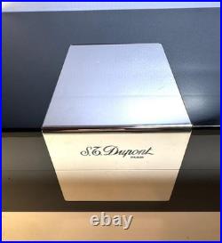 Unused S. T Dupont humidor Cigar Case Black Silver without box