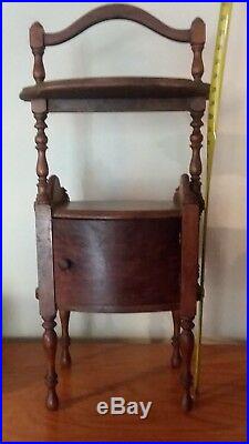 VINTAGE WOODEN SMOKING STAND CABINET With METAL LINED HUMIDOR