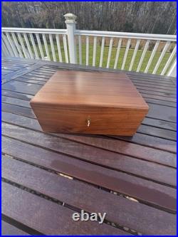 VTG Handmade Cigar Humidor. Excellent Condition. Made In Italy