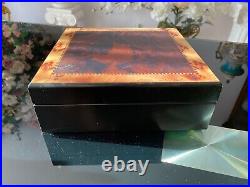 Vintage 15 Capacity Cedar Cigar Storage Humidor with Humidifier