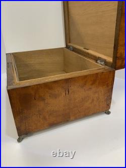 Vintage Alfred Dunhill of London Wood Claw-Footed Cigar Humidor Box Vintage Alfred Dunhill of London Wood Claw-Footed Cigar Humidor Box