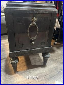 Vintage Antique Copper Lined Smoke Stand Humidor Cigar Cabinet End Table Stand