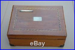 Vintage BENSON & HEDGES Solid Wood Walnut Cigar box 11x8x4 1/4 humidor A3