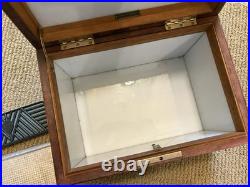 Vintage Benson & Hedges Fifth Avenue New York Mahogany Cigar Humidor Box 11x8x7