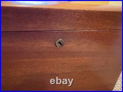 Vintage Benson & Hedges Fifth Avenue New York Mahogany Cigar Humidor Box 11x8x7
