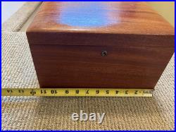 Vintage Benson & Hedges Fifth Avenue New York Mahogany Cigar Humidor Box 11x8x7
