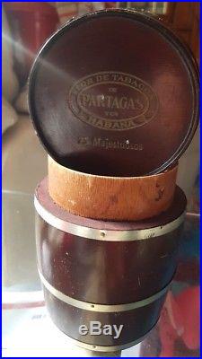 Vintage Cigar Box Humidor Barril Partagas Majestuosos