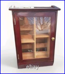 Vintage Cigar Humidor- Excellent Condition Vintage Cigar Humidor- Excellent Condition