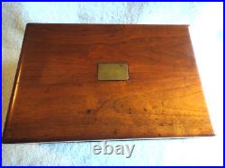 Vintage DECATUR INDUSTRIES GENUINE WALNUT PORCELAIN LINED ESTATE CIGAR BOX READ