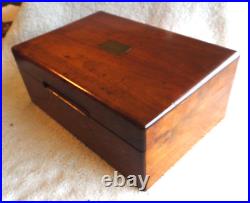 Vintage DECATUR INDUSTRIES GENUINE WALNUT PORCELAIN LINED ESTATE CIGAR BOX READ