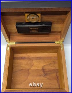 Vintage Decatur Collection Humidor Black Lacquer with Walnut Beveled Corners
