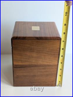 Vintage Decatur Industries DECO USA Walnut Humidor Cigar Box