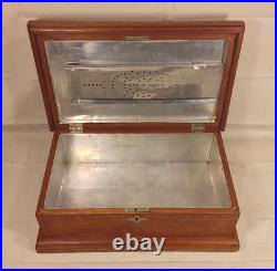 Vintage Inlaid Humidor Walnut Case Lined Interior Star Inlay Piece on Top
