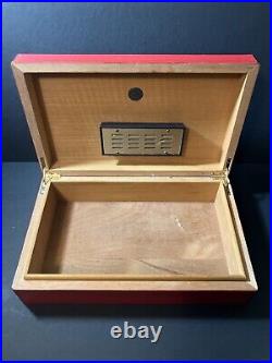 Vintage La Flor De Cuesta-Rey Medium Cigar Humidor