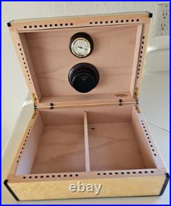 Vintage SAVINELLI ITALY Karelian Birch Humidor-Mid 20th Century -EXCELLENT Cond