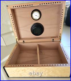 Vintage SAVINELLI ITALY Karelian Birch Humidor-Mid 20th Century -EXCELLENT Cond