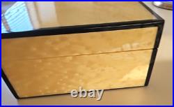 Vintage SAVINELLI ITALY Karelian Birch Humidor-Mid 20th Century -EXCELLENT Cond