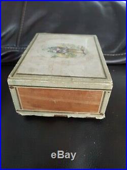 Vintage Used Cigar Box Sir Walter Raleigh Tobacco Humidor Smoking Collectables