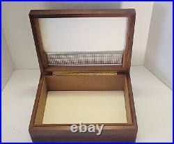 Vintage wooden cigar box humidor