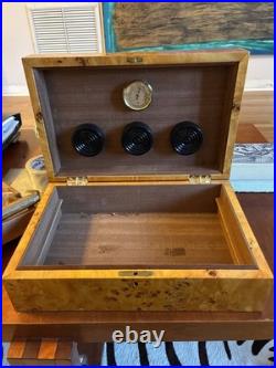 Wacota Vintage 1990s Handmade Thuya Wood Burl Cigar Humidor Toledo, Spain